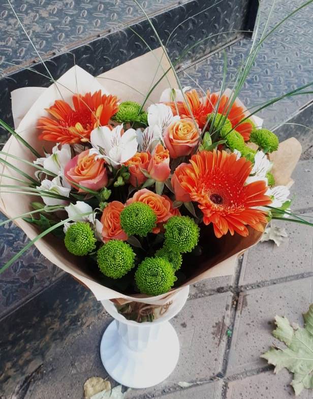 Букет цветов из: Герберы, Хризантемы, Альстромерии и Розы в Щелкане
