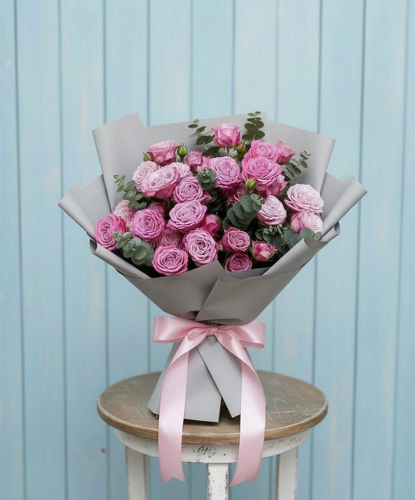 Букет цветов из: Розы в Щелкане