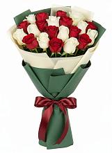 Букет Микс из красных и белых роз #REPLACE_PRED# Щелкане