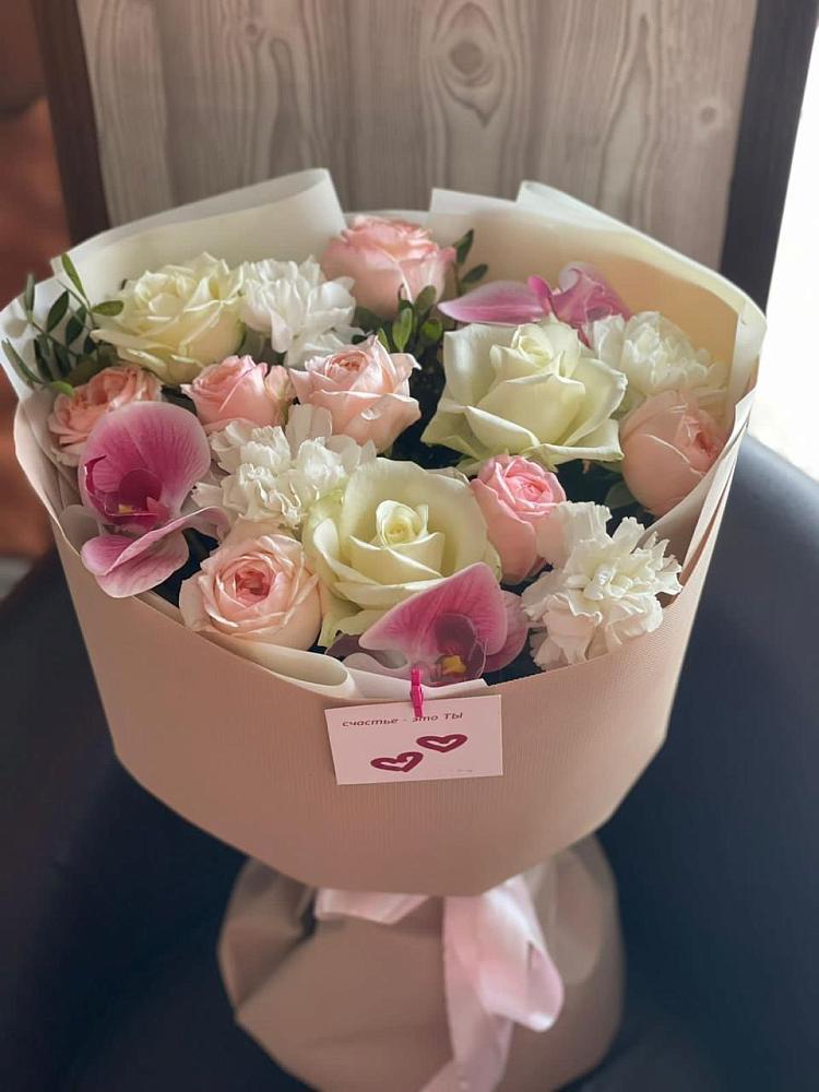 Букет цветов из: Орхидеи, Розы и Гвоздики в Щелкане