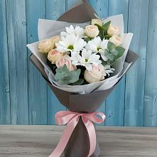 Букет цветов из:  Хризантемы и Розы в Щелкане