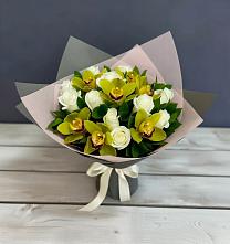 Букет цветов из:  Орхидеи и Розы в Щелкане