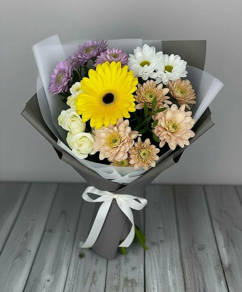 Букет цветов из: Розы, Герберы и Хризантемы в Щелкане