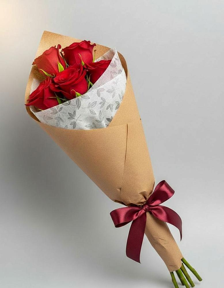 Букет цветов из: Розы в Щелкане