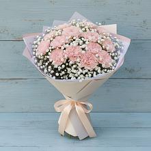 Букет цветов из:  Гвоздики в Щелкане