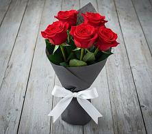 Букет 5 Красных роз Эдлесс Лав #REPLACE_PRED# Щелкане