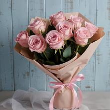 Букет цветов из:  Розы в Щелкане