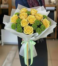 Букет цветов из:  Хризантемы и Розы в Щелкане