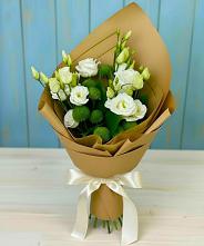 Букет цветов из:  Хризантемы и Лизиантусы #REPLACE_PRED# Щелкане