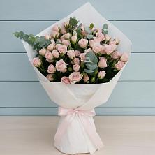 Букет цветов из:  Розы в Щелкане