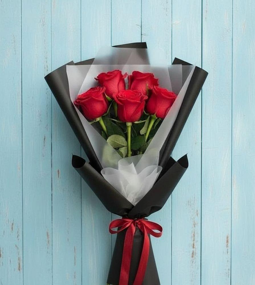 Букет цветов из: Розы в Щелкане