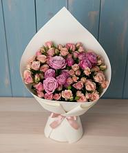 Букет цветов из:  Розы в Щелкане