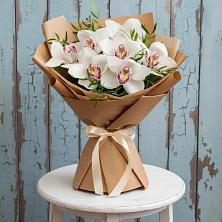 Букет цветов из:  Орхидеи и Розы в Щелкане